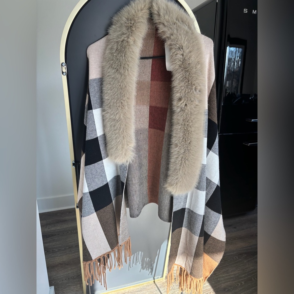 Rain + Rose Plaid Cape w/fur collar